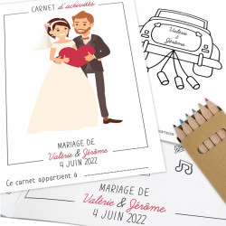 Livret d'activités mariage personnalisé pour enfants avec crayons de couleurs
