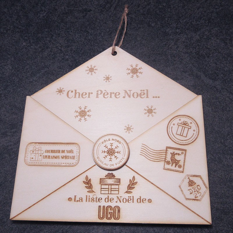 Enveloppe en bois personnalisée pour liste de Noël