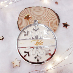 Boule de Noël personnalisée flocon en bois et plexiglas miroir argent